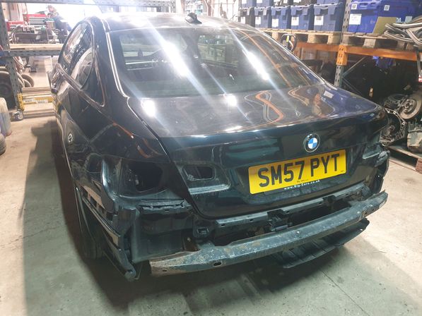 Breaking BMW 3 Series                                 2007 Front Right