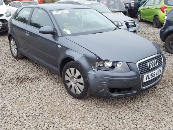 Breaking Audi A3                                 2005 Front Right