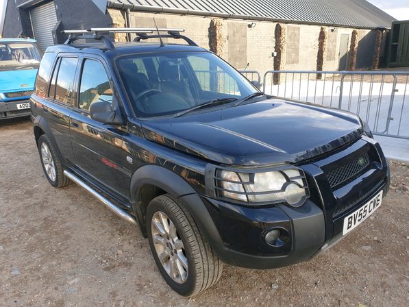 Breaking Land Rover Freelander                                 2006 Front Right